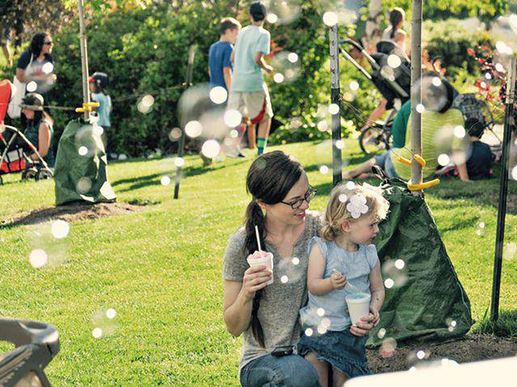 5 Fun Family Reunion Event Themes