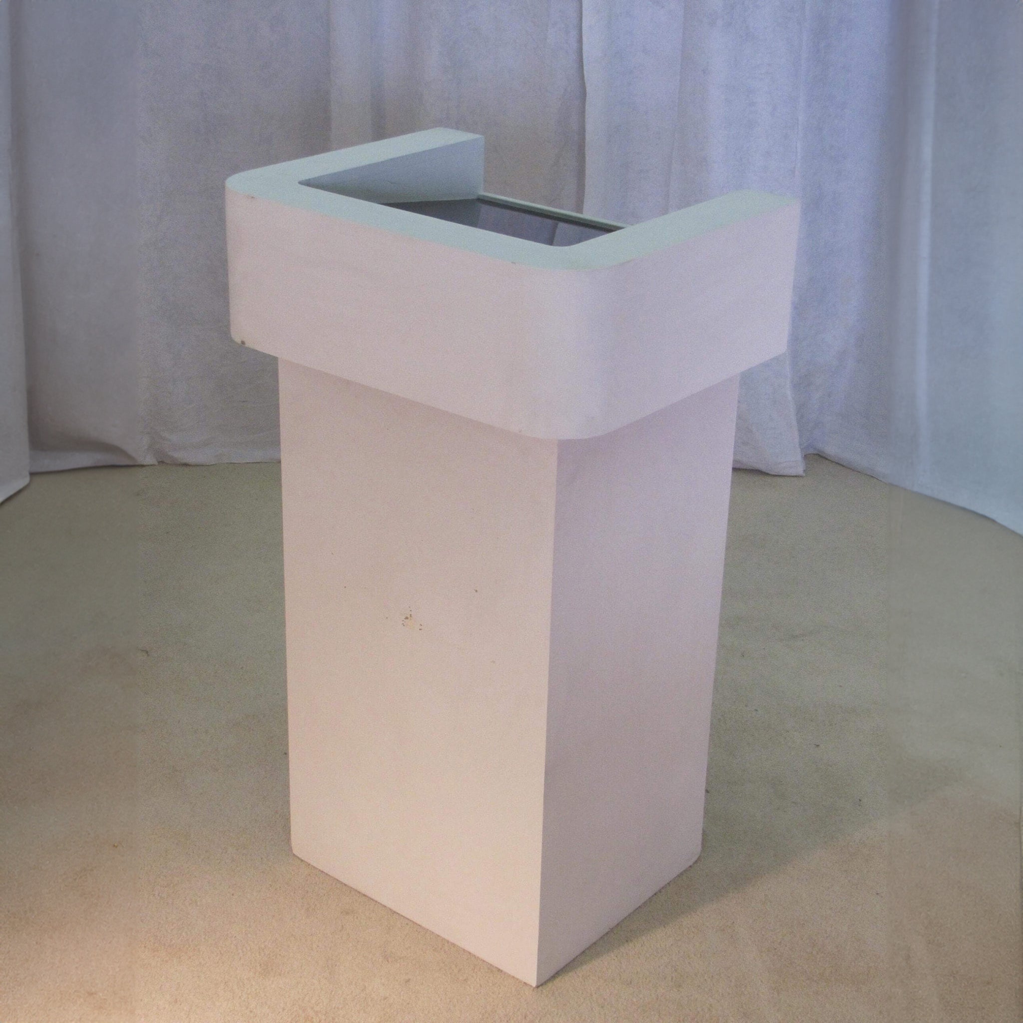 Governor's Podium
