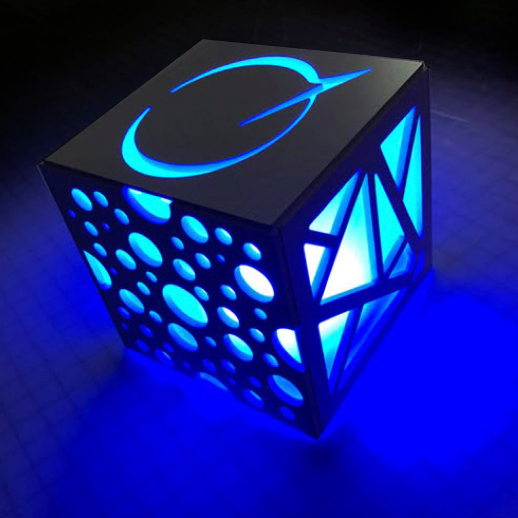 Illuminated White Style Tyle Centerpiece