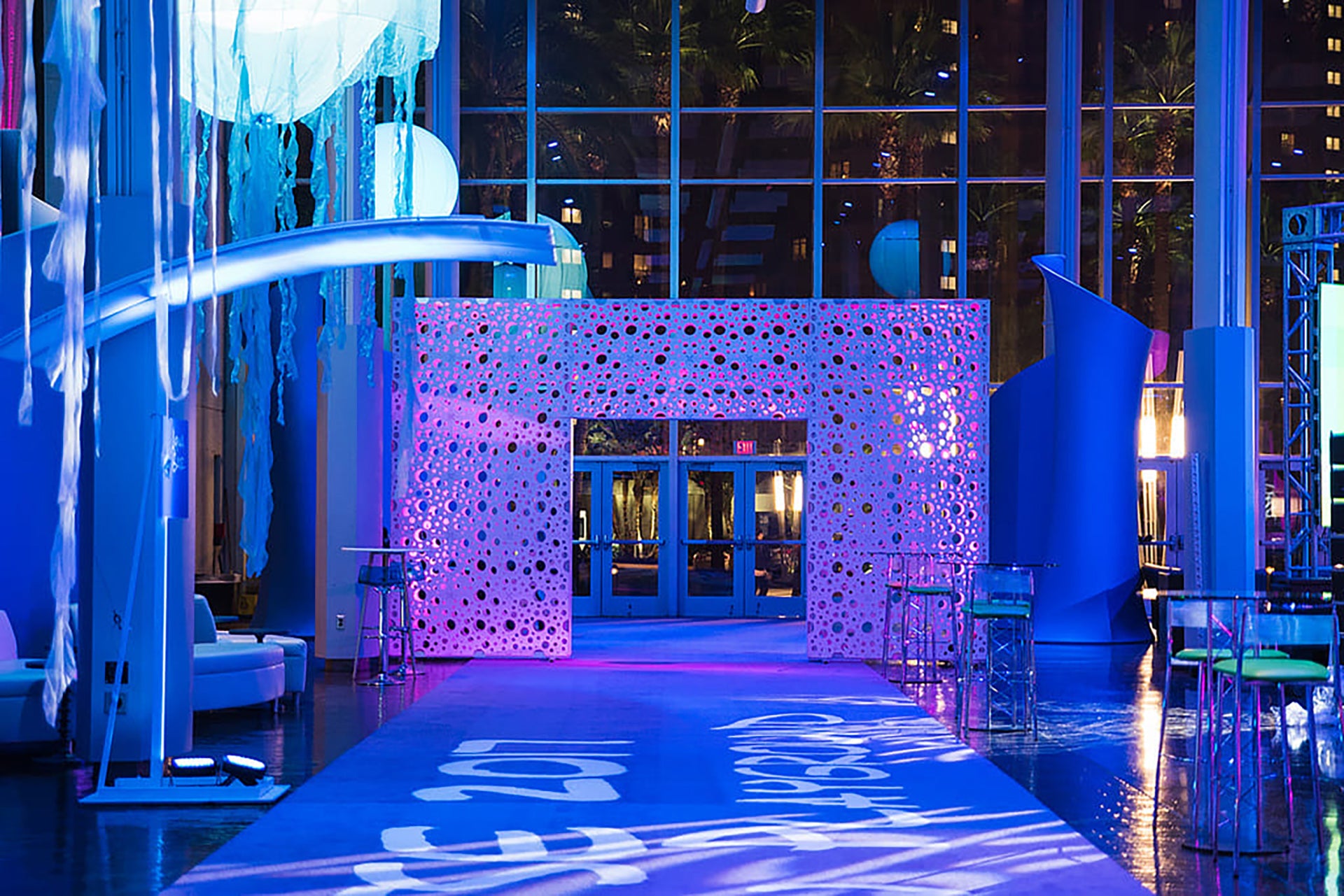 Modular scenic doorway Style Tyles in a blue and purple room