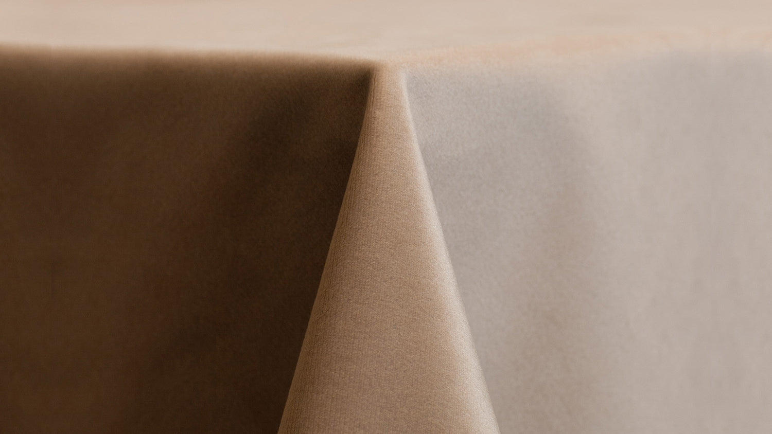 Linens: Velvet