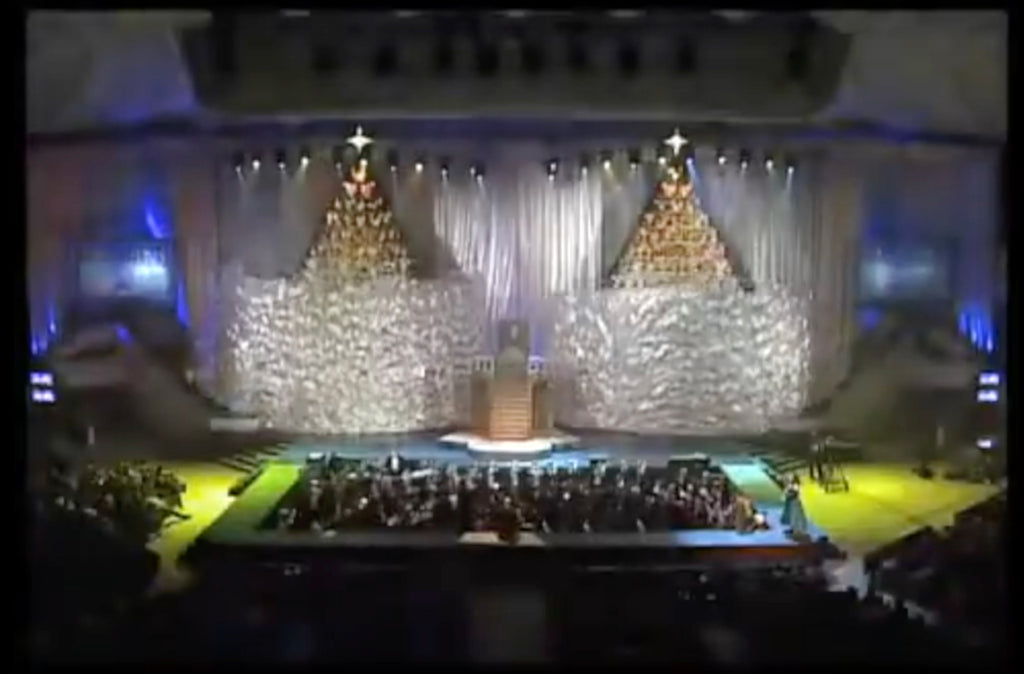 Video of a dramatic Kabuki Drop revealing Christmas trees